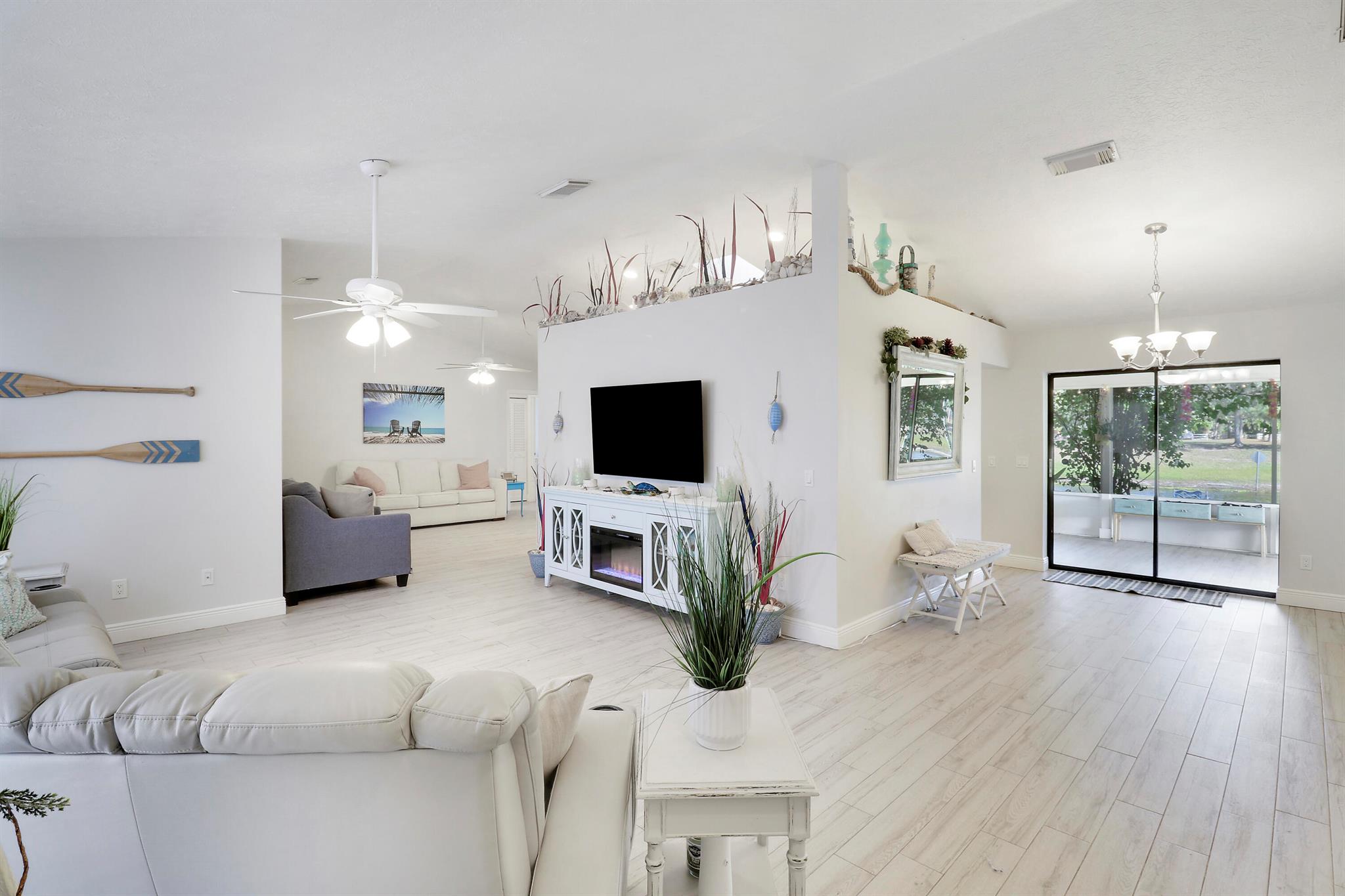 PORT ST LUCIE SECTION 40 - Residential