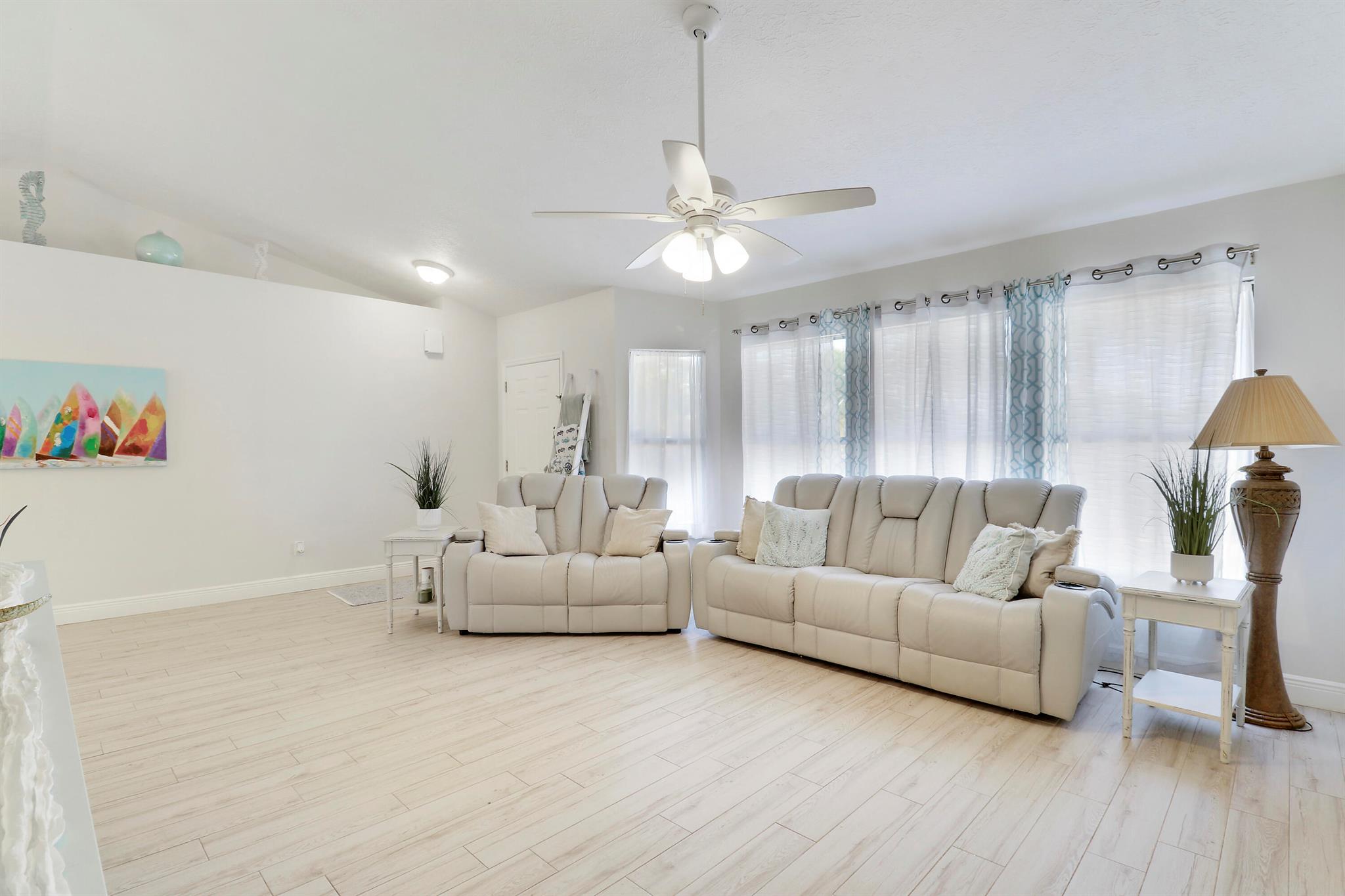 PORT ST LUCIE SECTION 40 - Residential