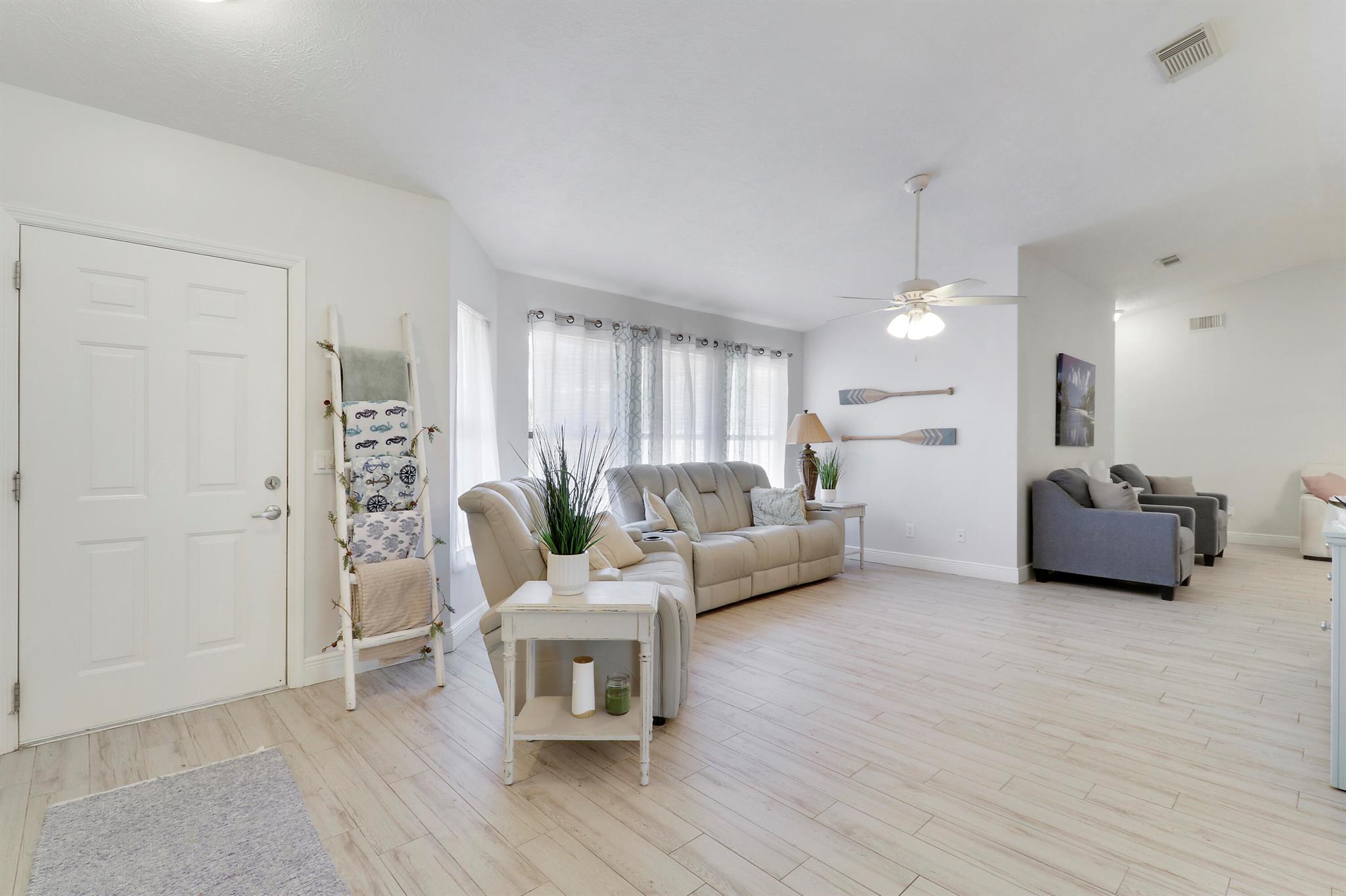 PORT ST LUCIE SECTION 40 - Residential