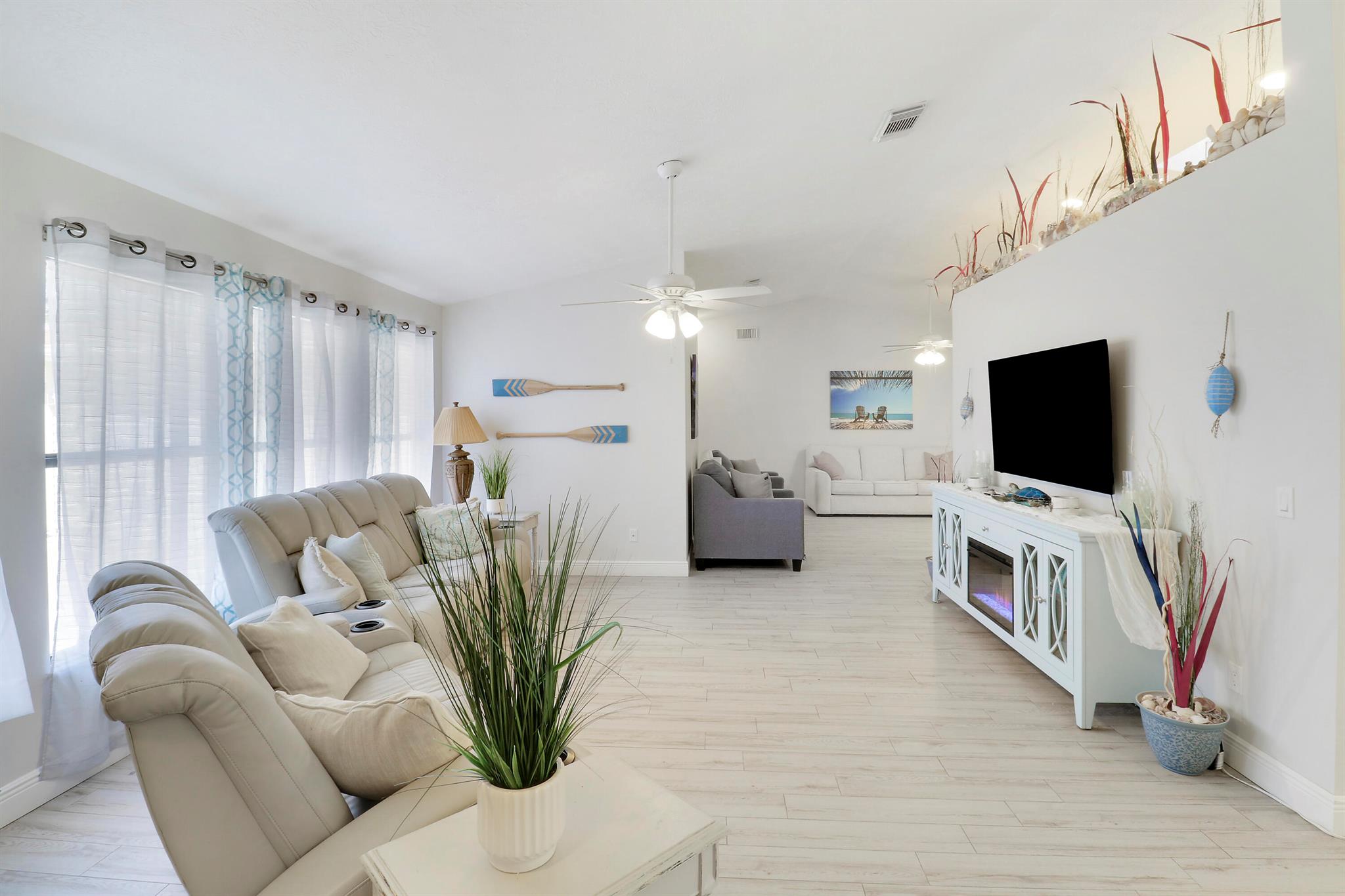 PORT ST LUCIE SECTION 40 - Residential