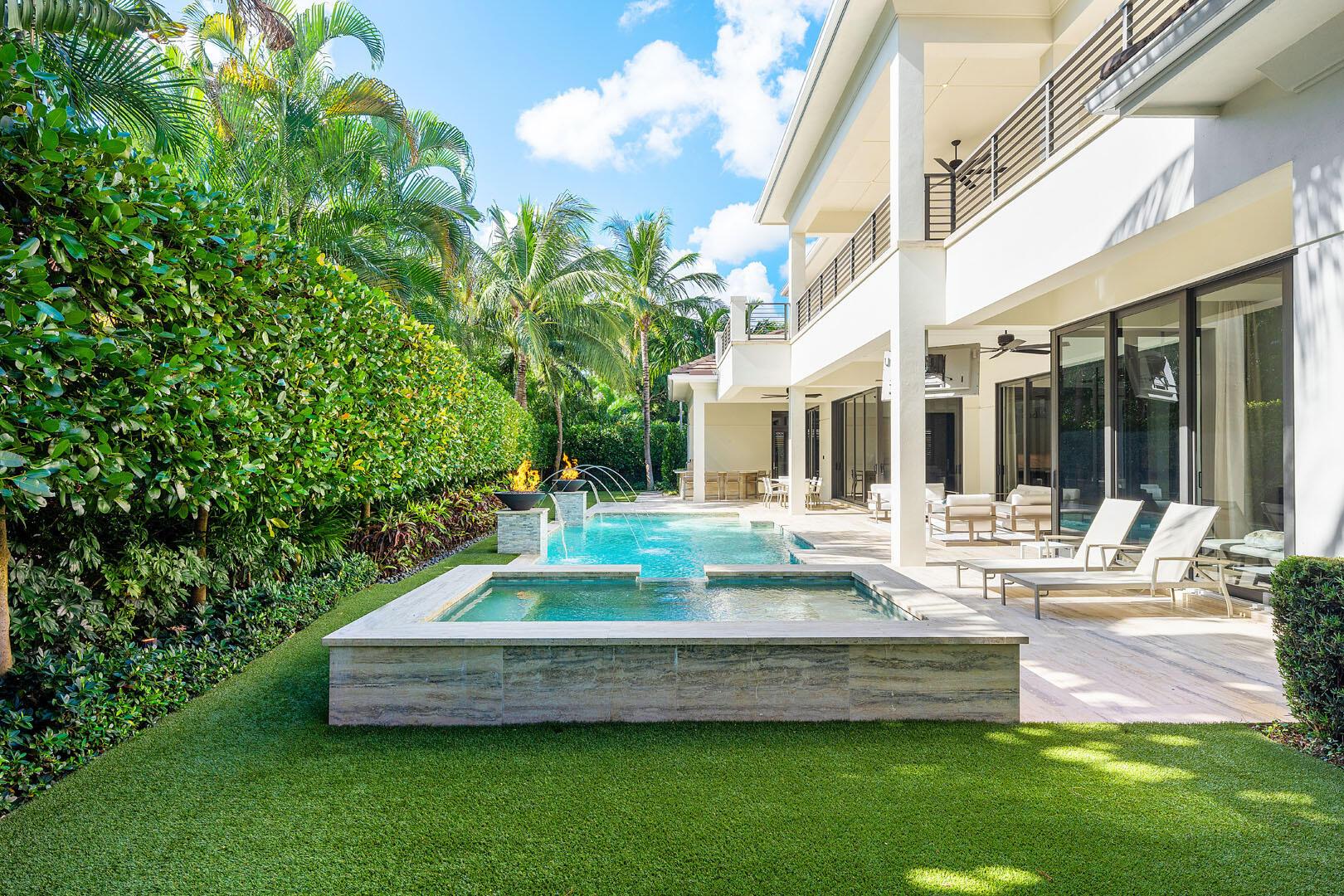 ROYAL PALM YACHT & COUNTR - Residential