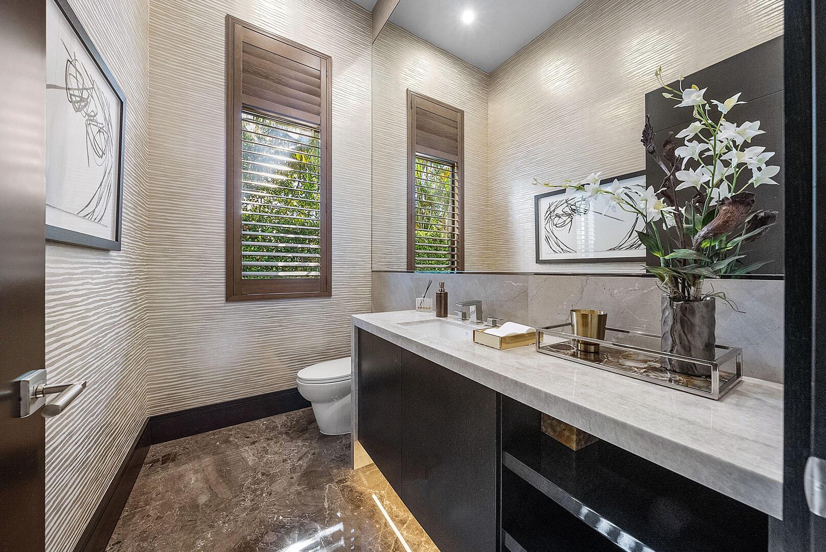 ROYAL PALM YACHT & COUNTR - Residential