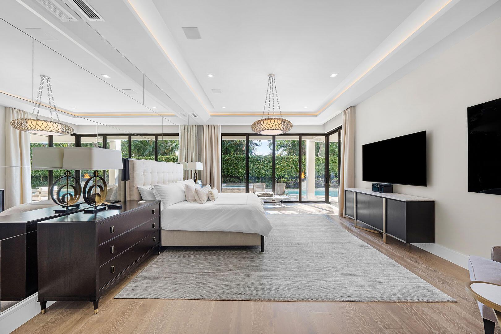 ROYAL PALM YACHT & COUNTR - Residential