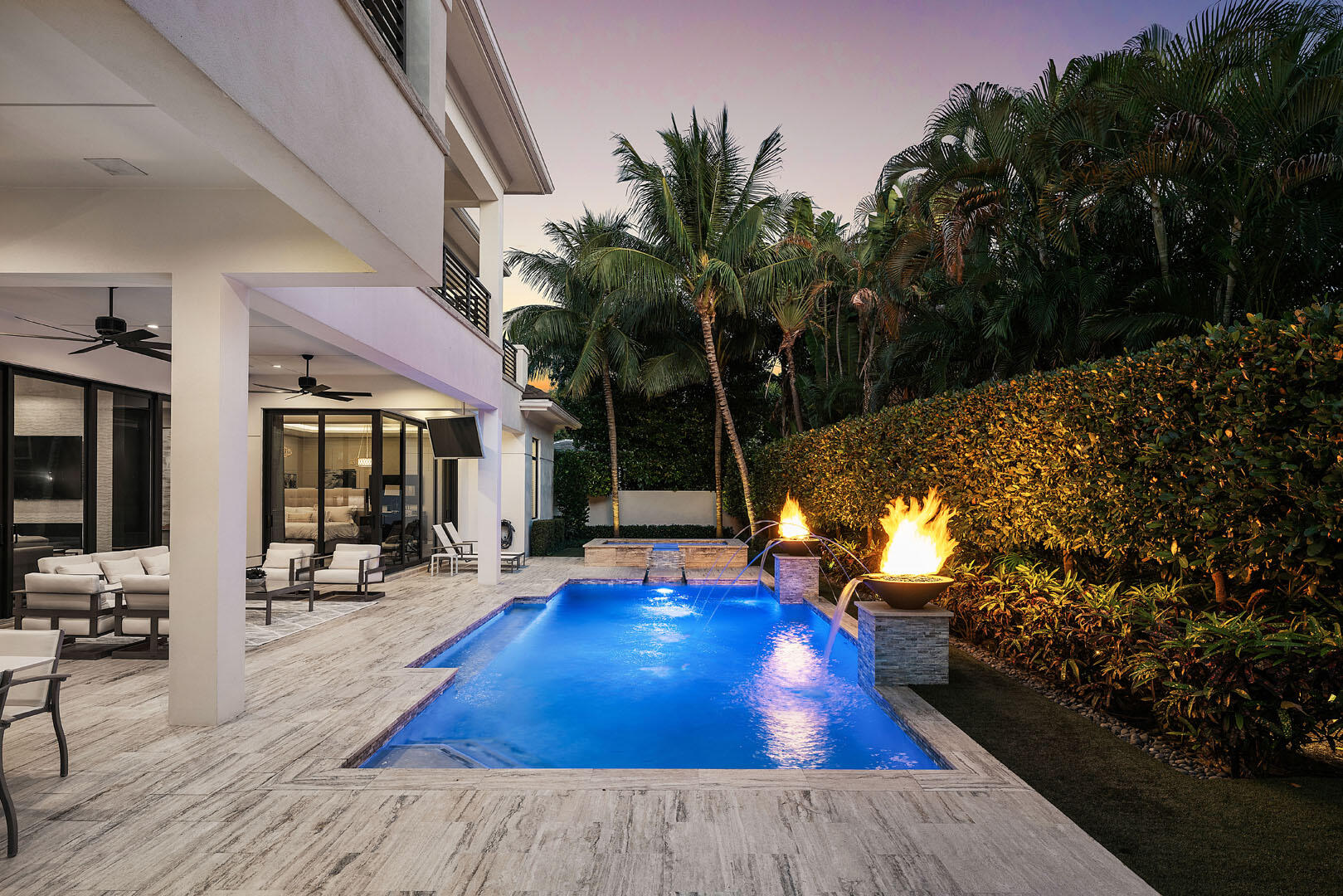 ROYAL PALM YACHT & COUNTRY CLUB - Residential