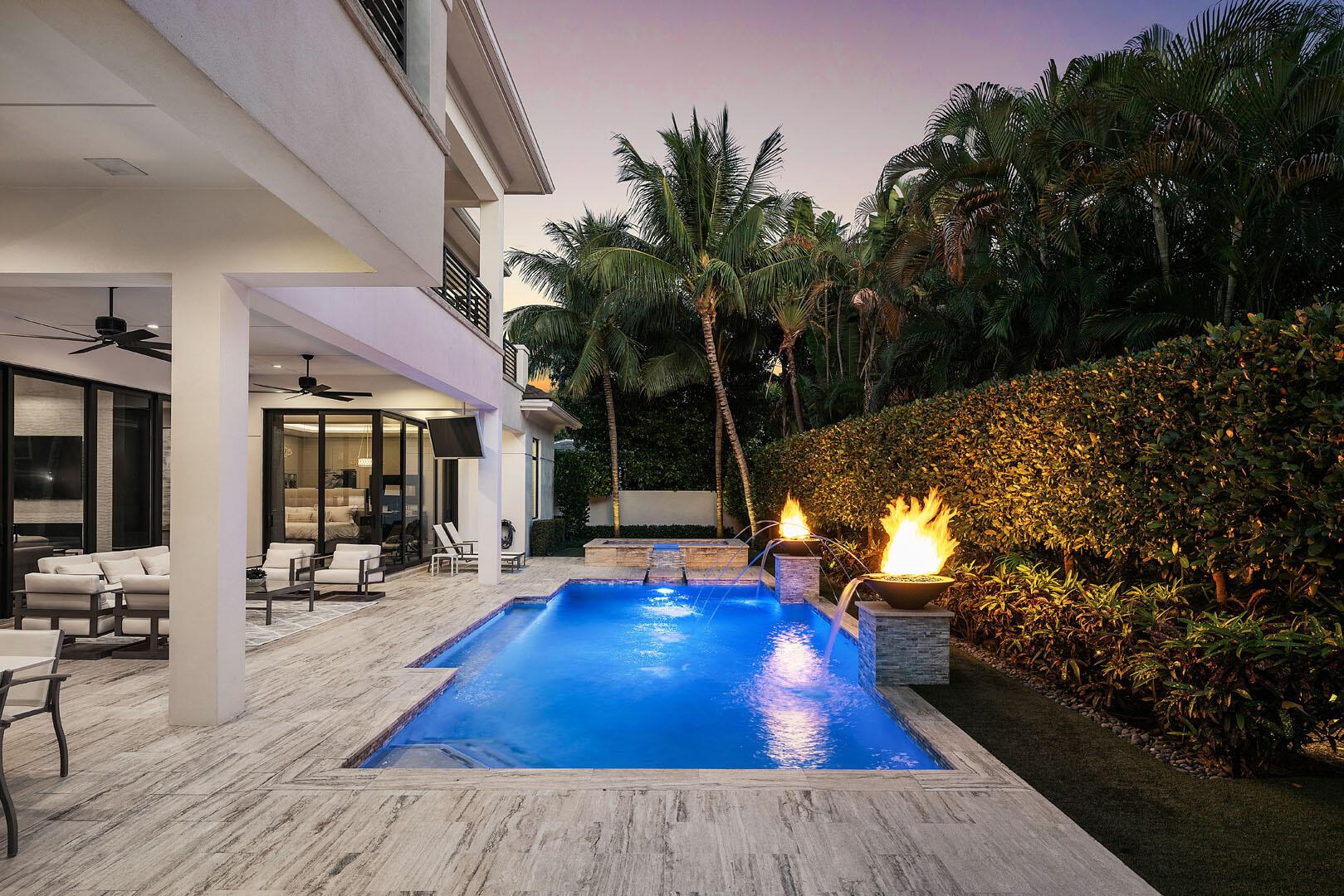 ROYAL PALM YACHT & COUNTR - Residential