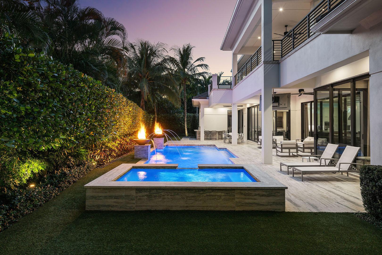 ROYAL PALM YACHT & COUNTR - Residential