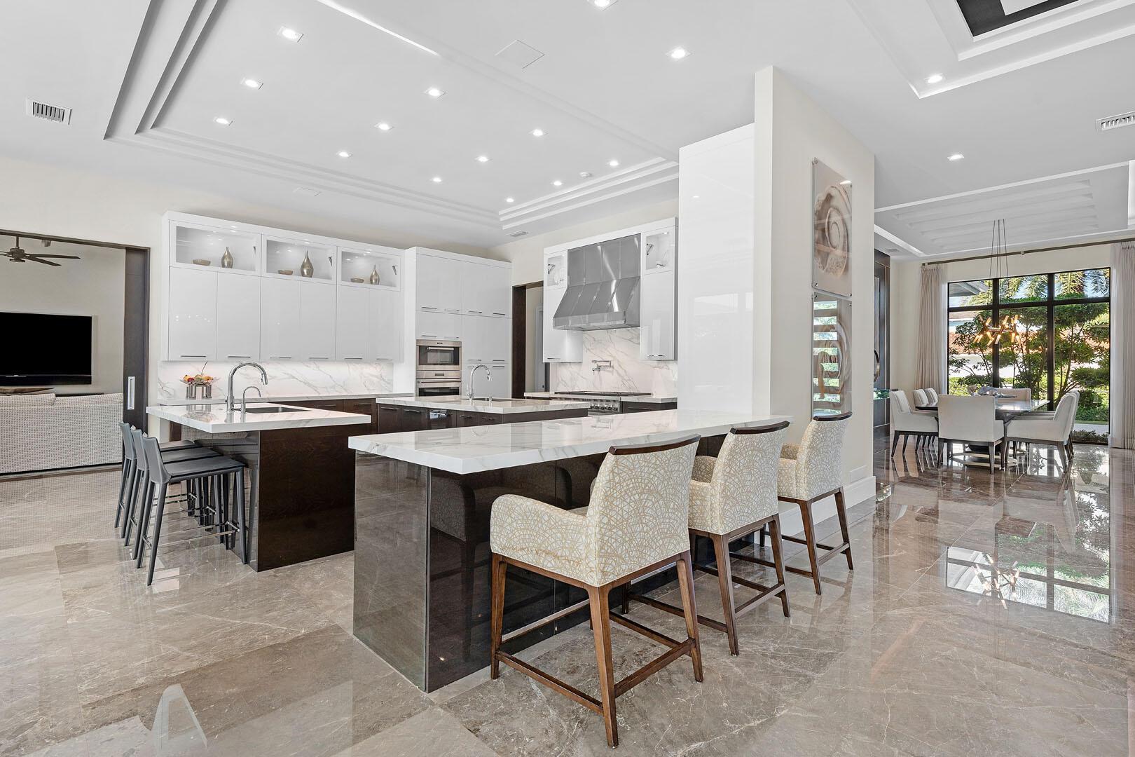 ROYAL PALM YACHT & COUNTR - Residential