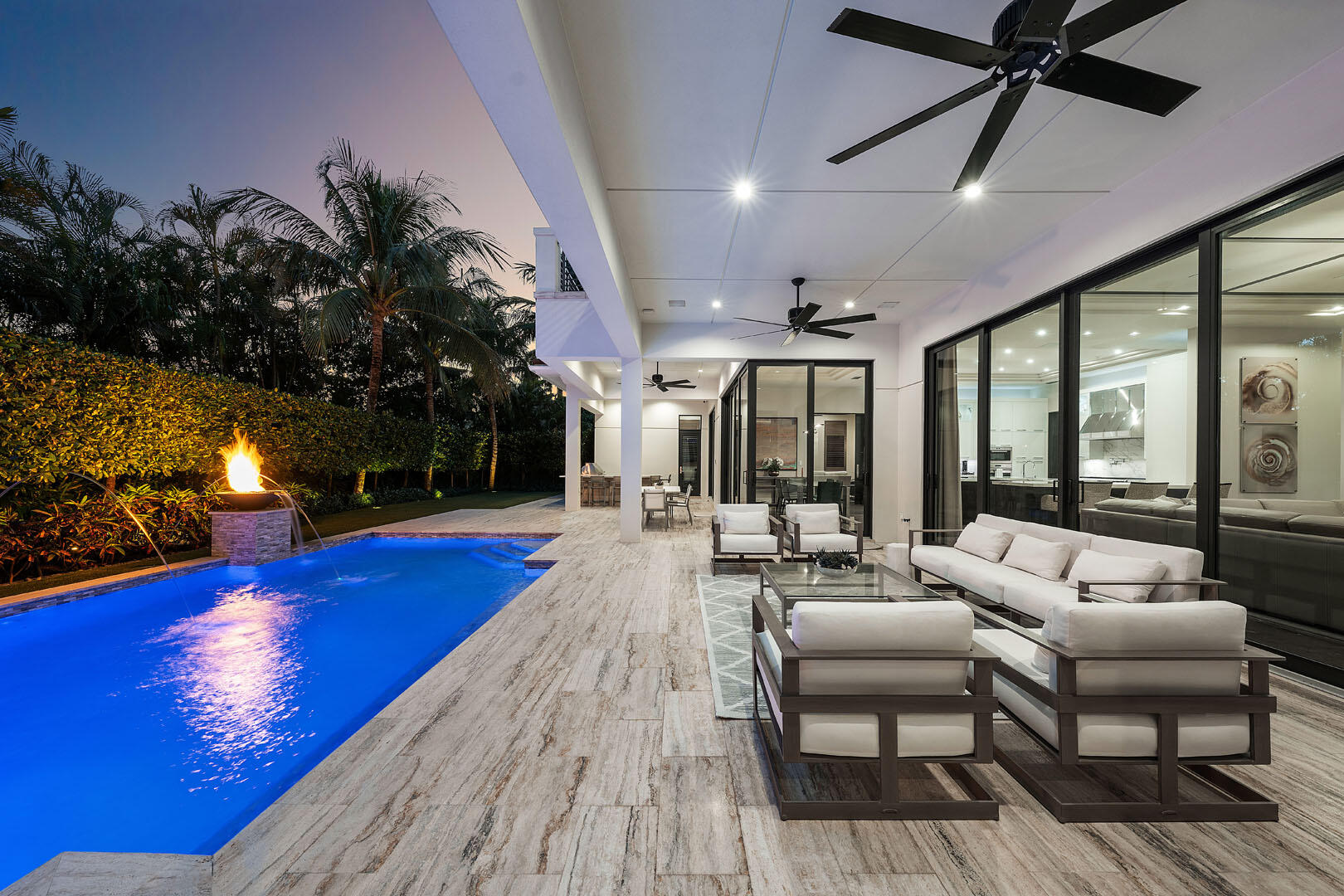 ROYAL PALM YACHT & COUNTRY CLUB - Residential