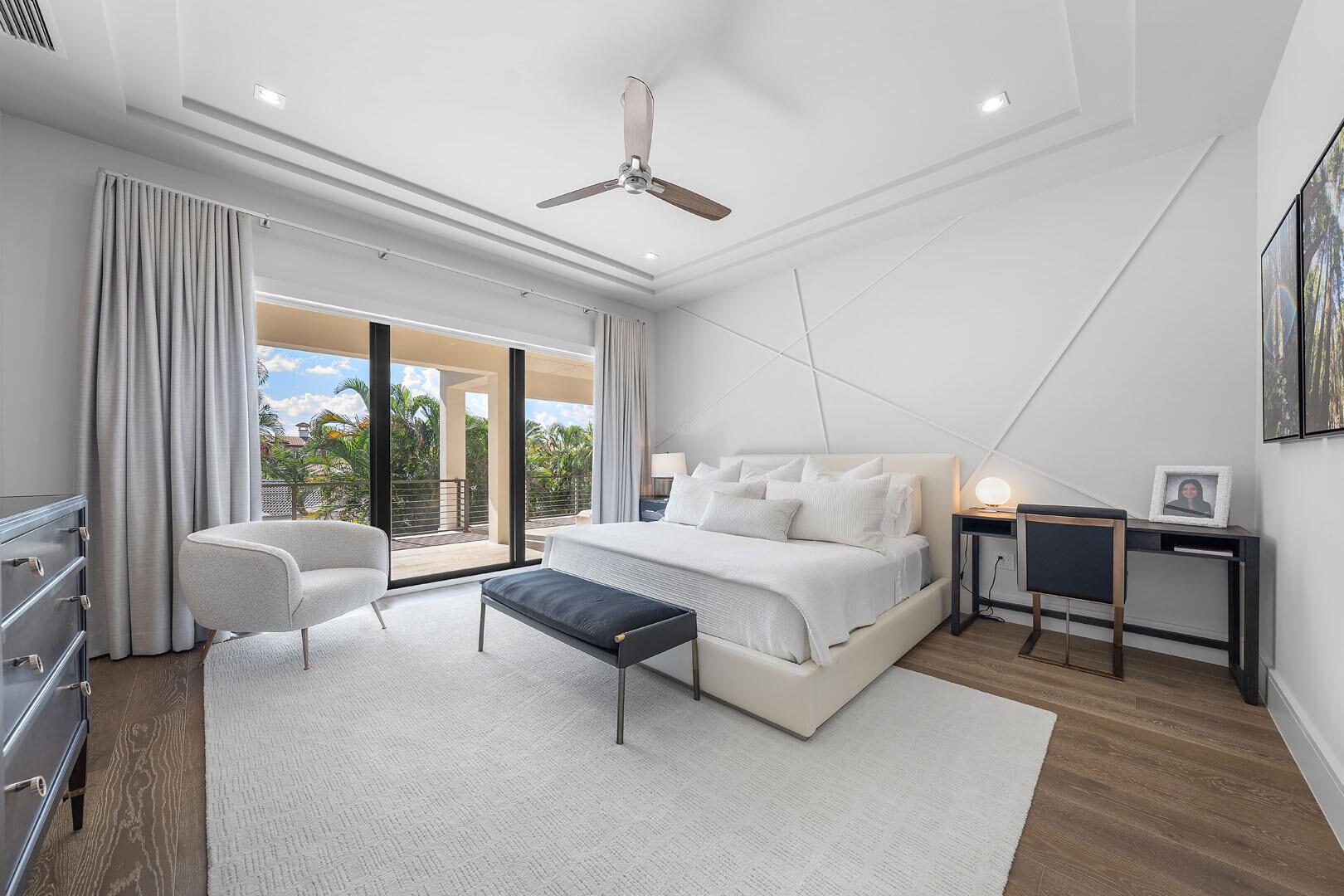 ROYAL PALM YACHT & COUNTR - Residential