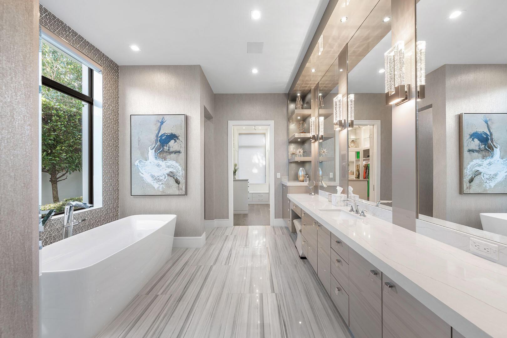 ROYAL PALM YACHT & COUNTR - Residential