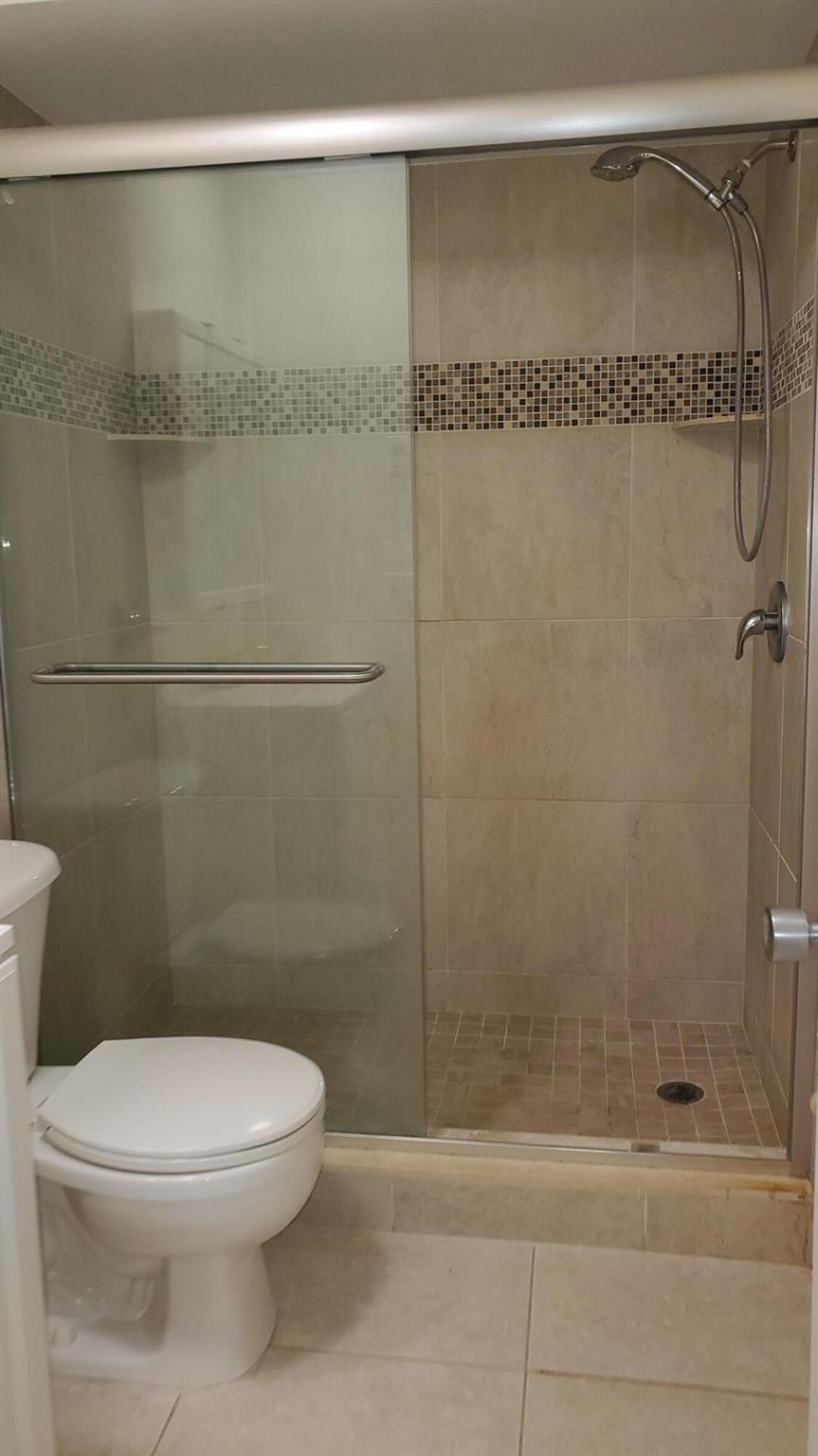 1727 A1A CONDOMINIUM - Residential Lease