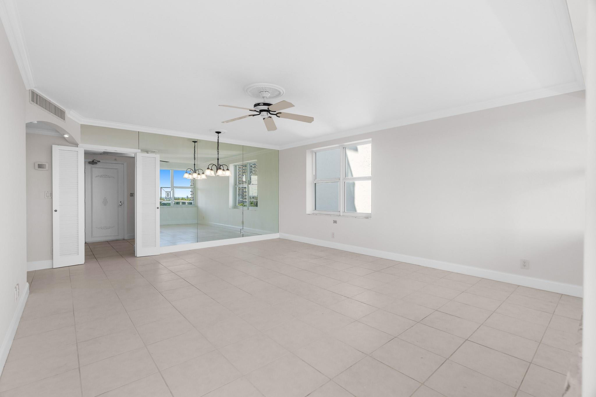 Coral Ridge Towers South - Residential