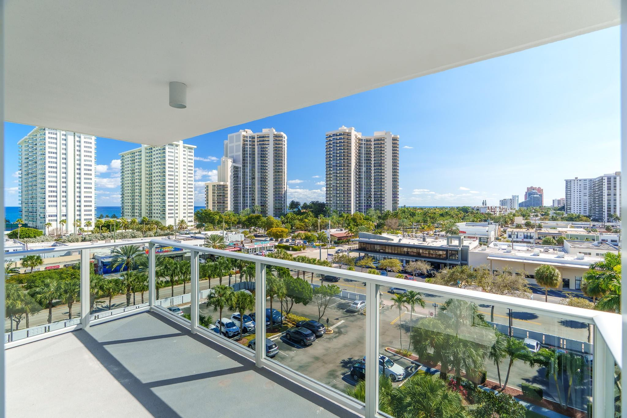 Coral Ridge Towers South - Residential