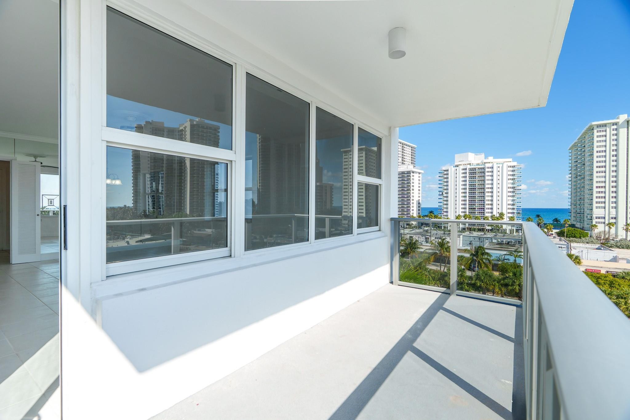 Coral Ridge Towers South - Residential