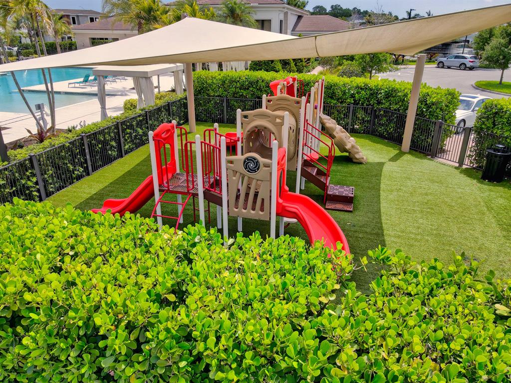 ARTISTRY PALM BEACH - Residential