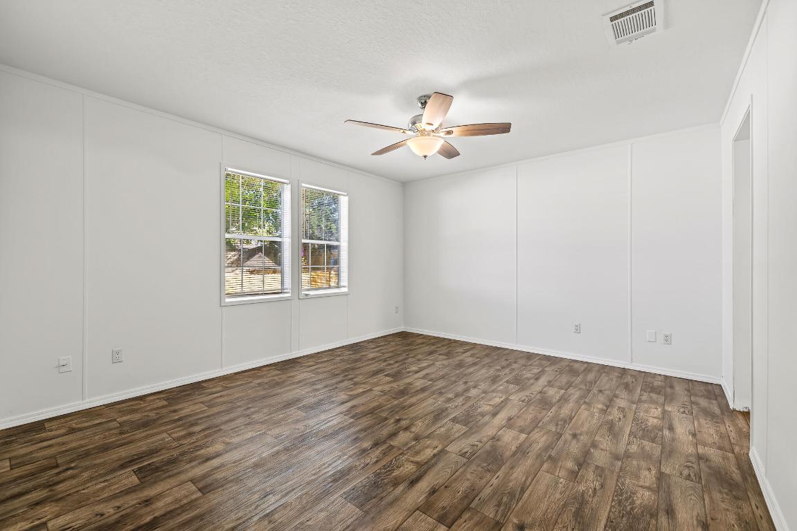 WATERGATE MOBILE HOME - Residential