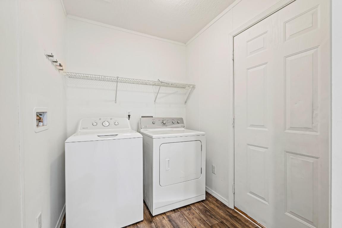 WATERGATE MOBILE HOME - Residential