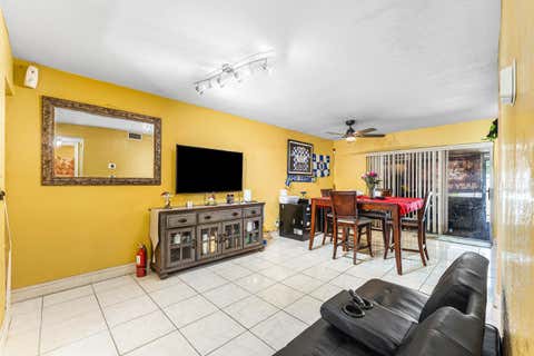Tiny photo for 1105 NW 80th Terrace #E, Margate, FL 33063 (MLS # B26033281)