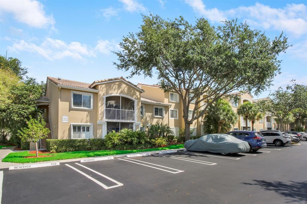 Photo of 236 Village Boulevard #1202, Tequesta, FL 33469 (MLS # R10884488)