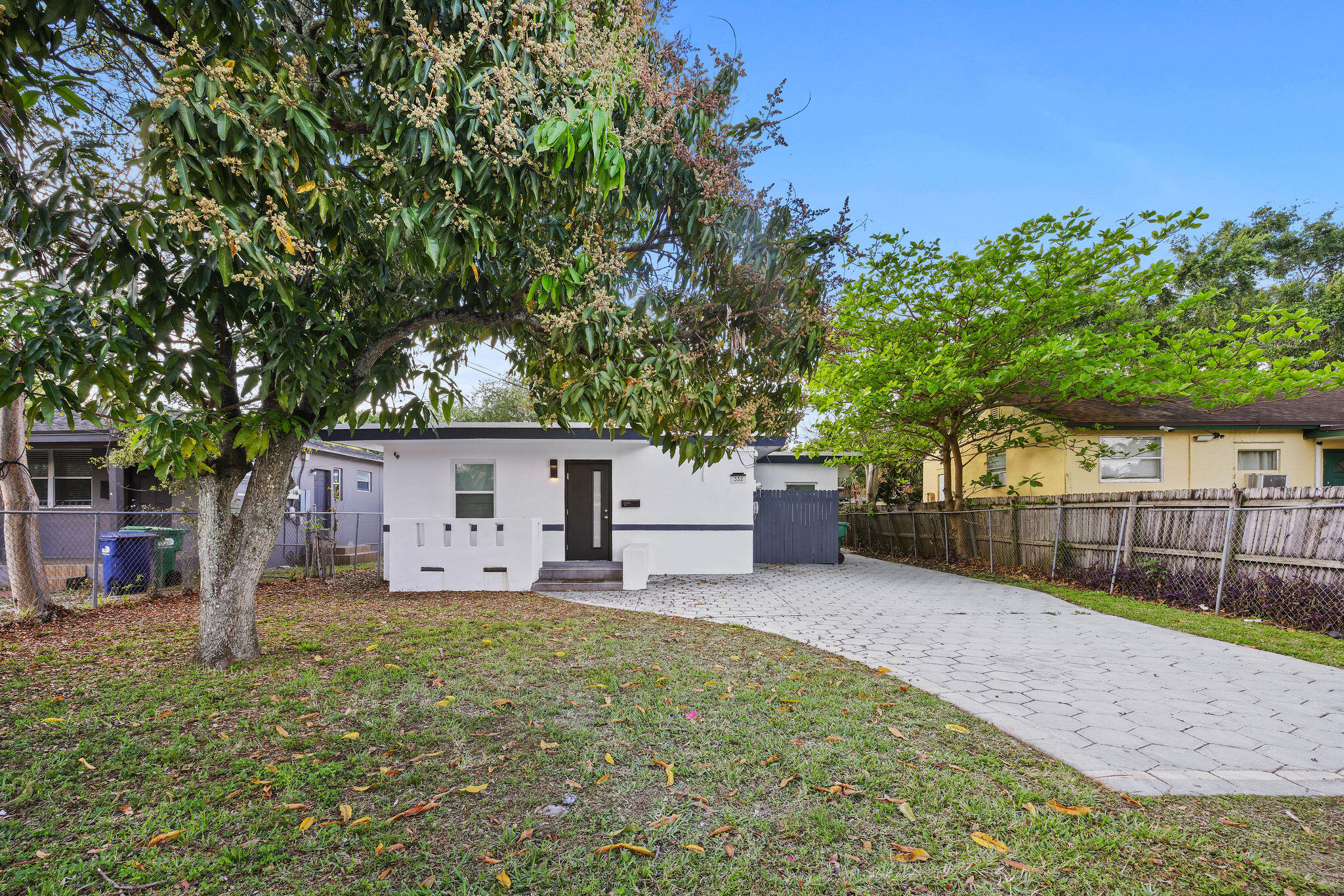 PINEWOOD PARK PL AMD 2ND ADDN - Residential