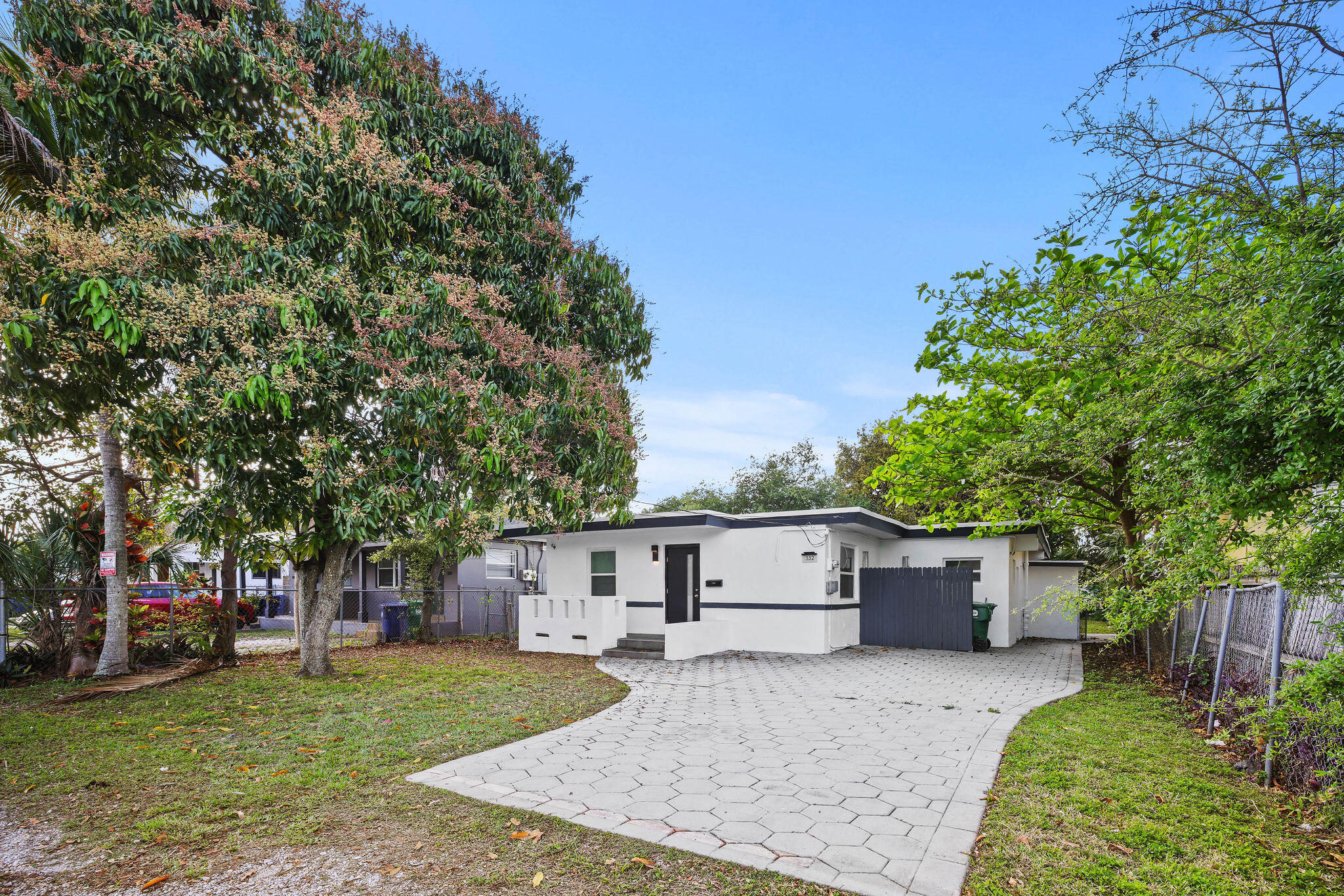 PINEWOOD PARK PL AMD 2ND ADDN - Residential