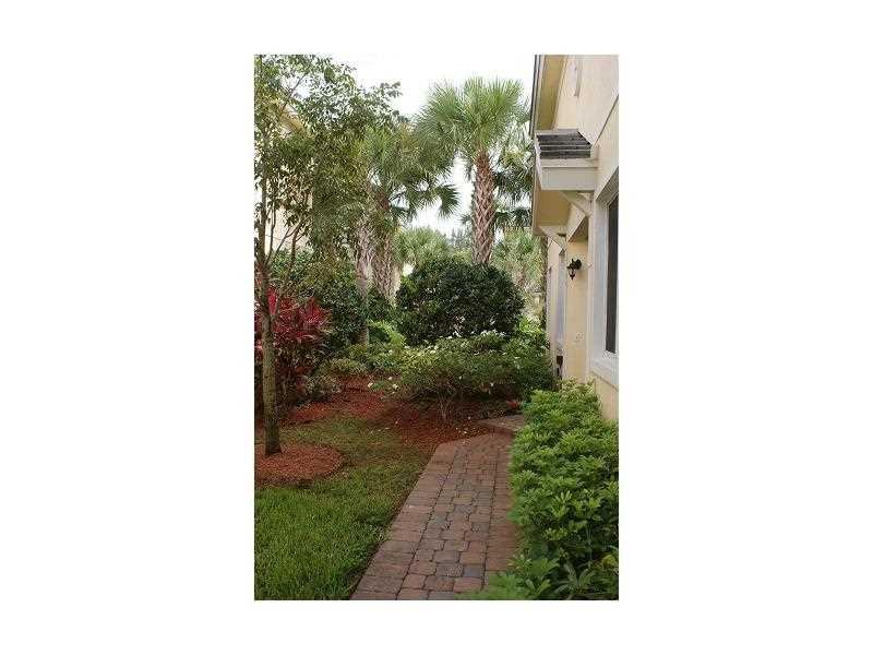 Saddle Bridge - Residential