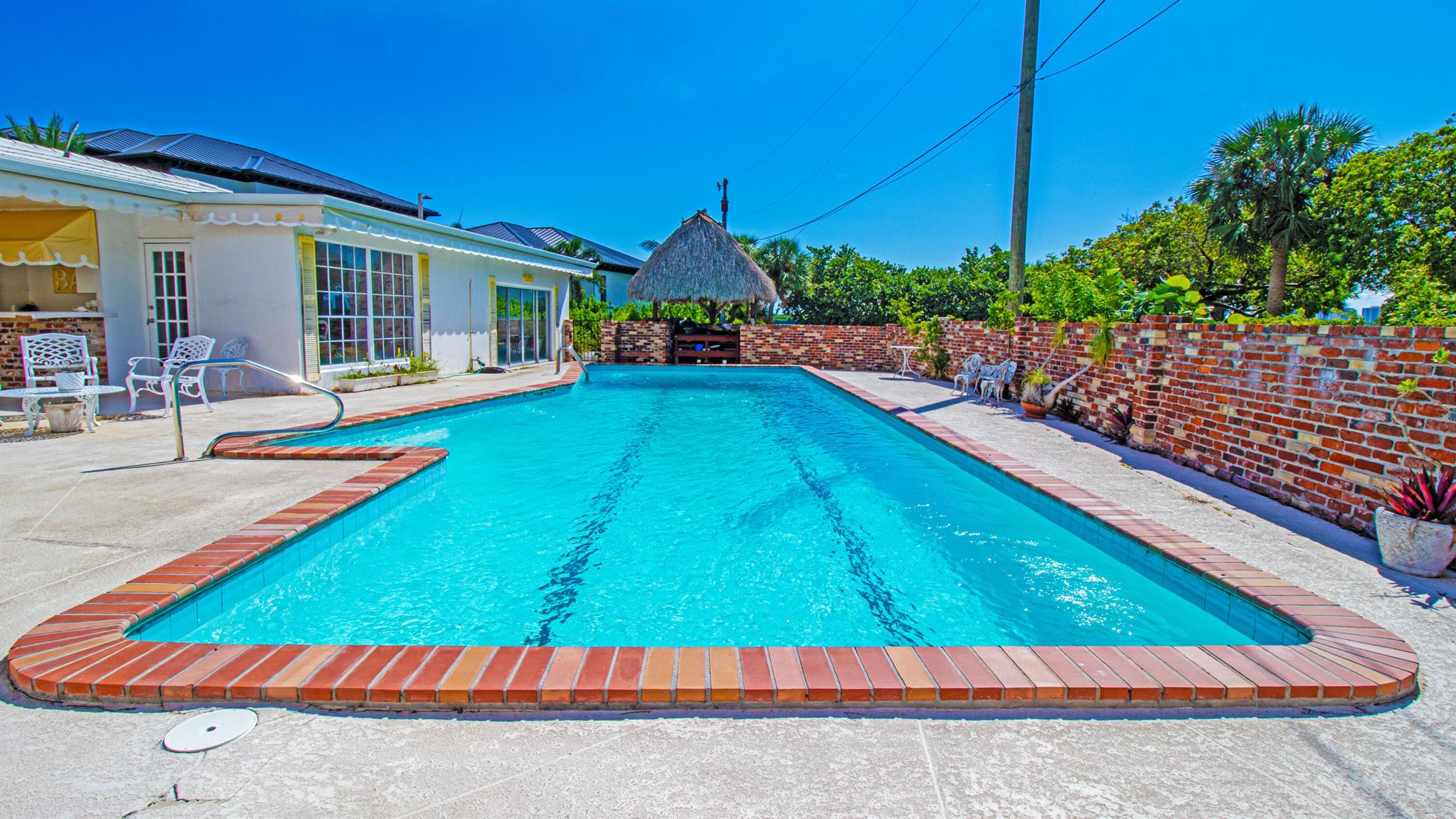 YACHT CLUB - Residential