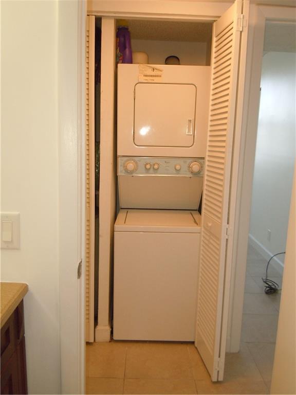 Lake Pointe - Residential