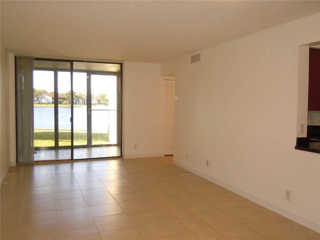 Lake Pointe - Residential