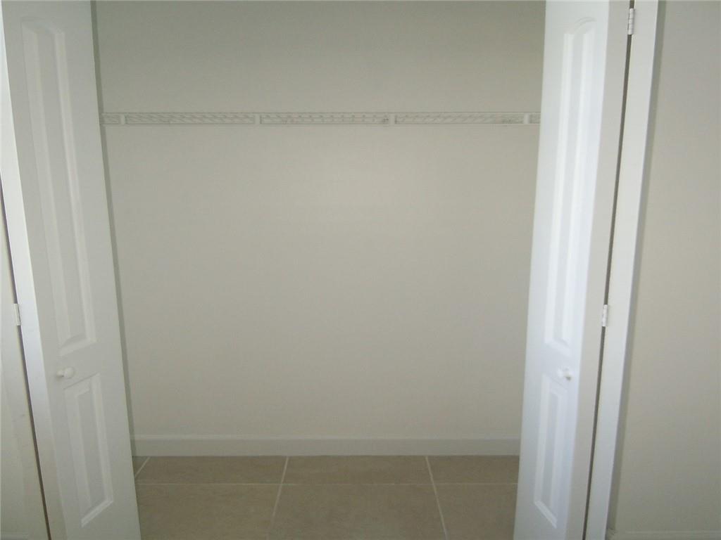 Lake Pointe - Residential