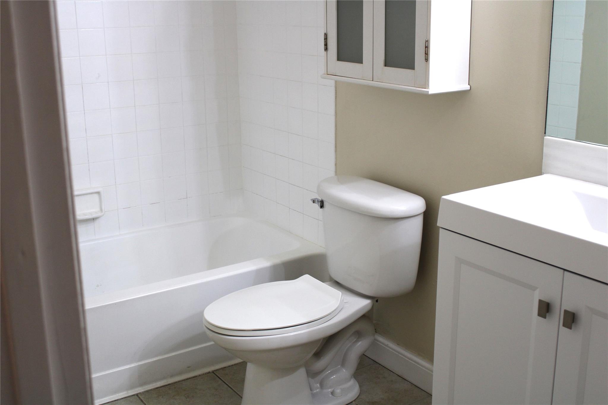 SOUTH PALM PLACE CONDO - Residential Lease