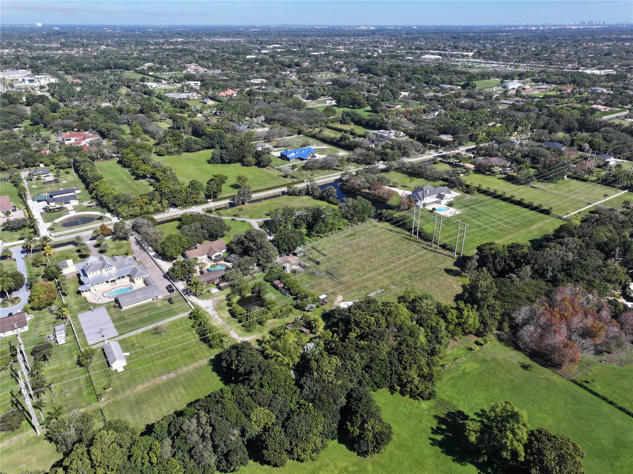 SUNSHINE RANCHES - Residential