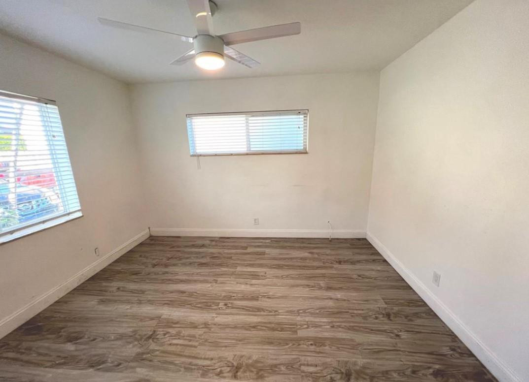 SOMMERSET CONDOMINIUMS - Residential