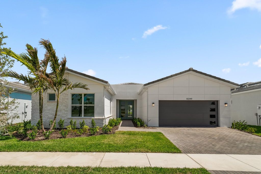 Photo of 10249 SW Carnelian Street, Port Saint Lucie, FL 34987 (MLS # R11087070)