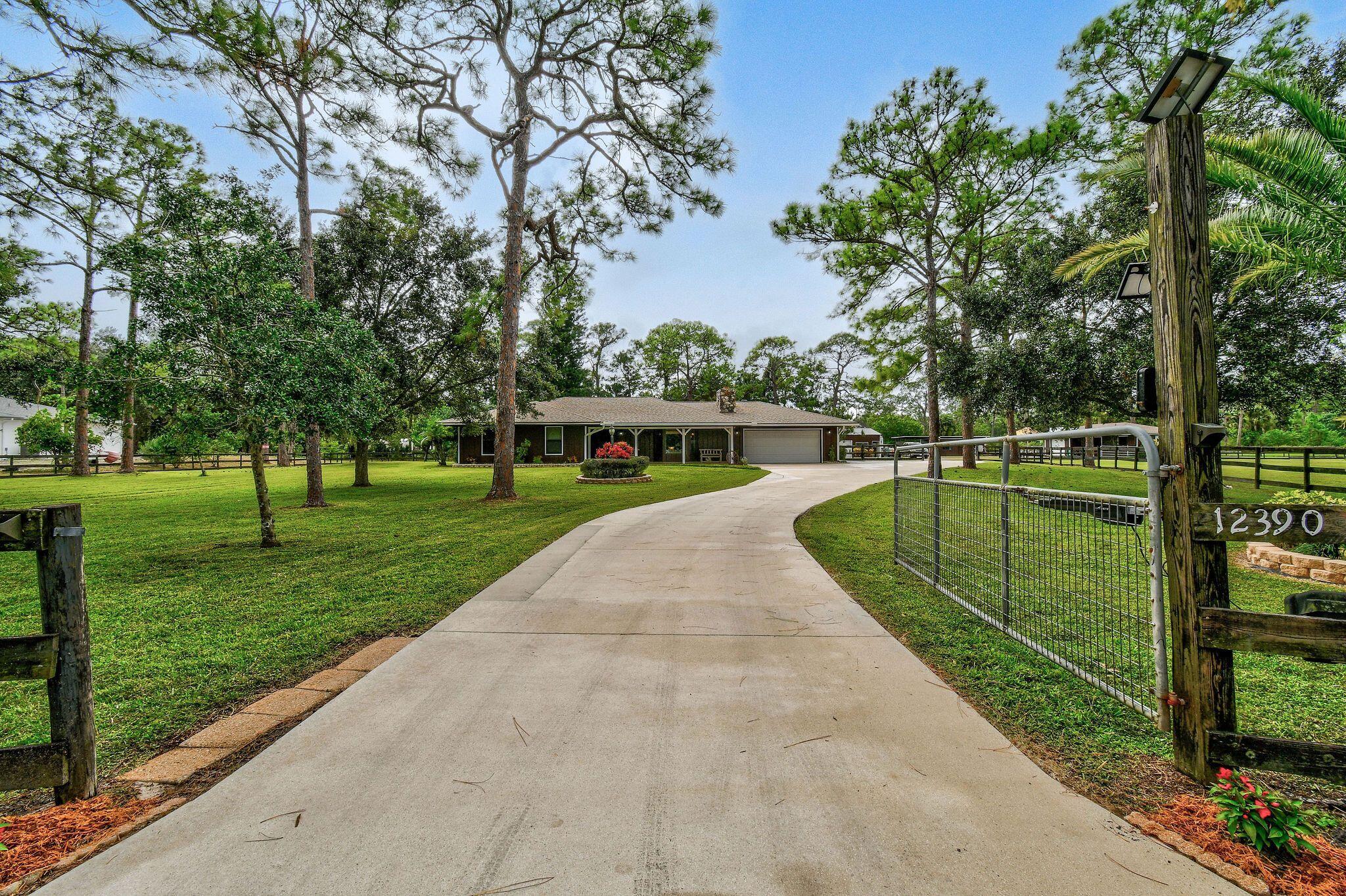 12390 Sandy Run