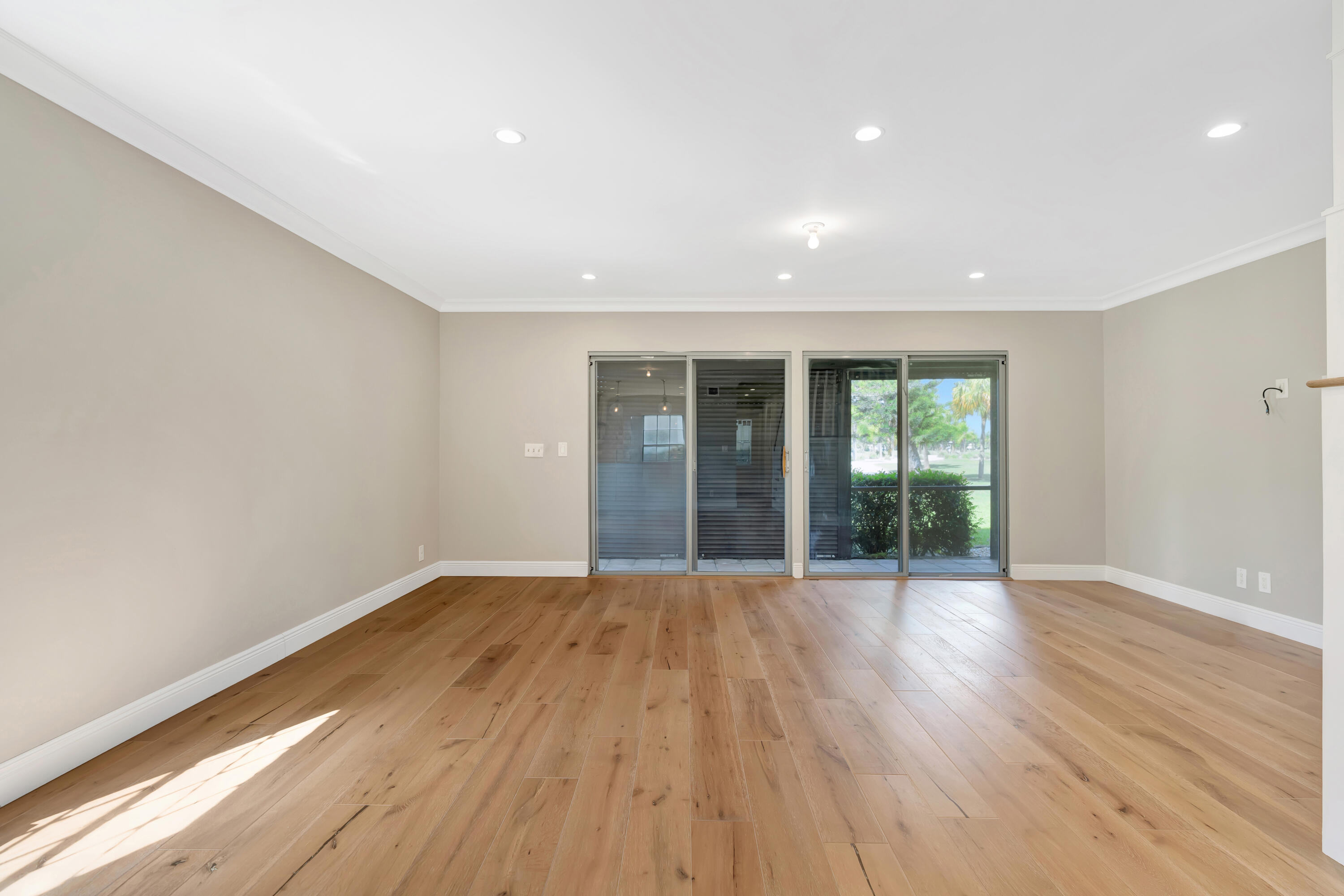 RIVERBEND CONDO - Residential