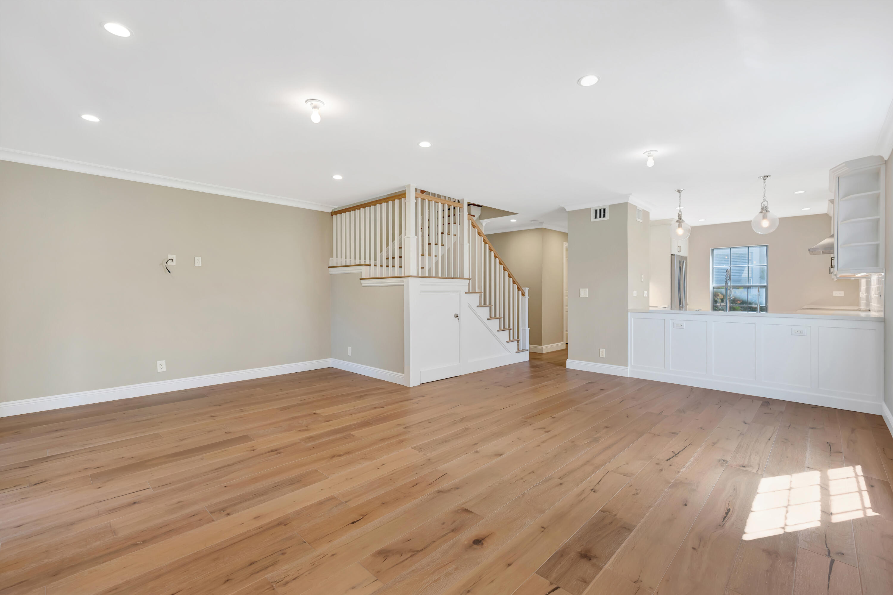 RIVERBEND CONDO - Residential