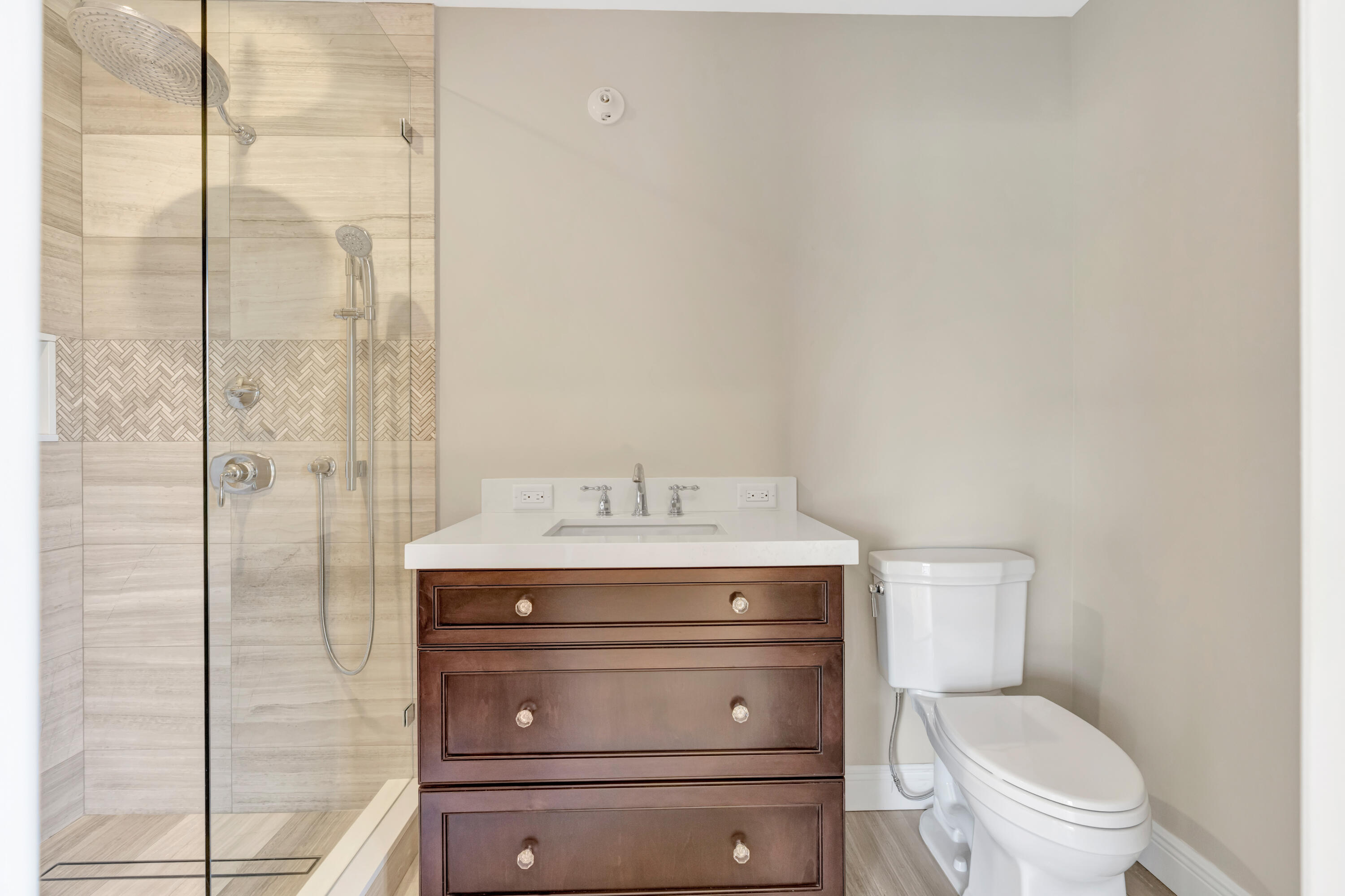 RIVERBEND CONDO - Residential