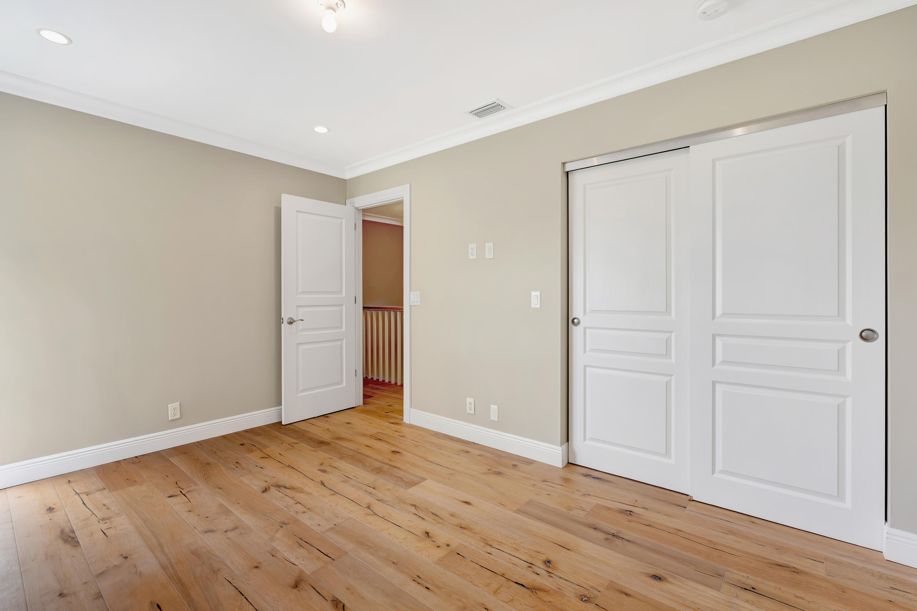 RIVERBEND CONDO - Residential