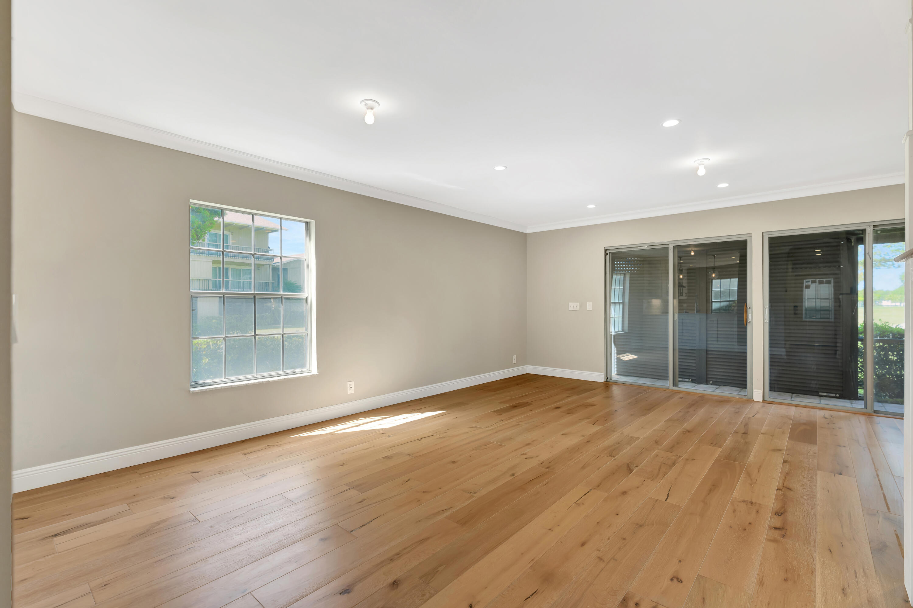 RIVERBEND CONDO - Residential