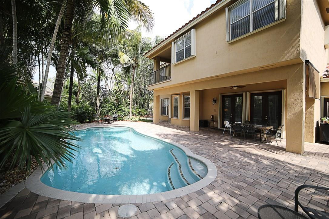 WESTON JASMINE ISLAND - Residential