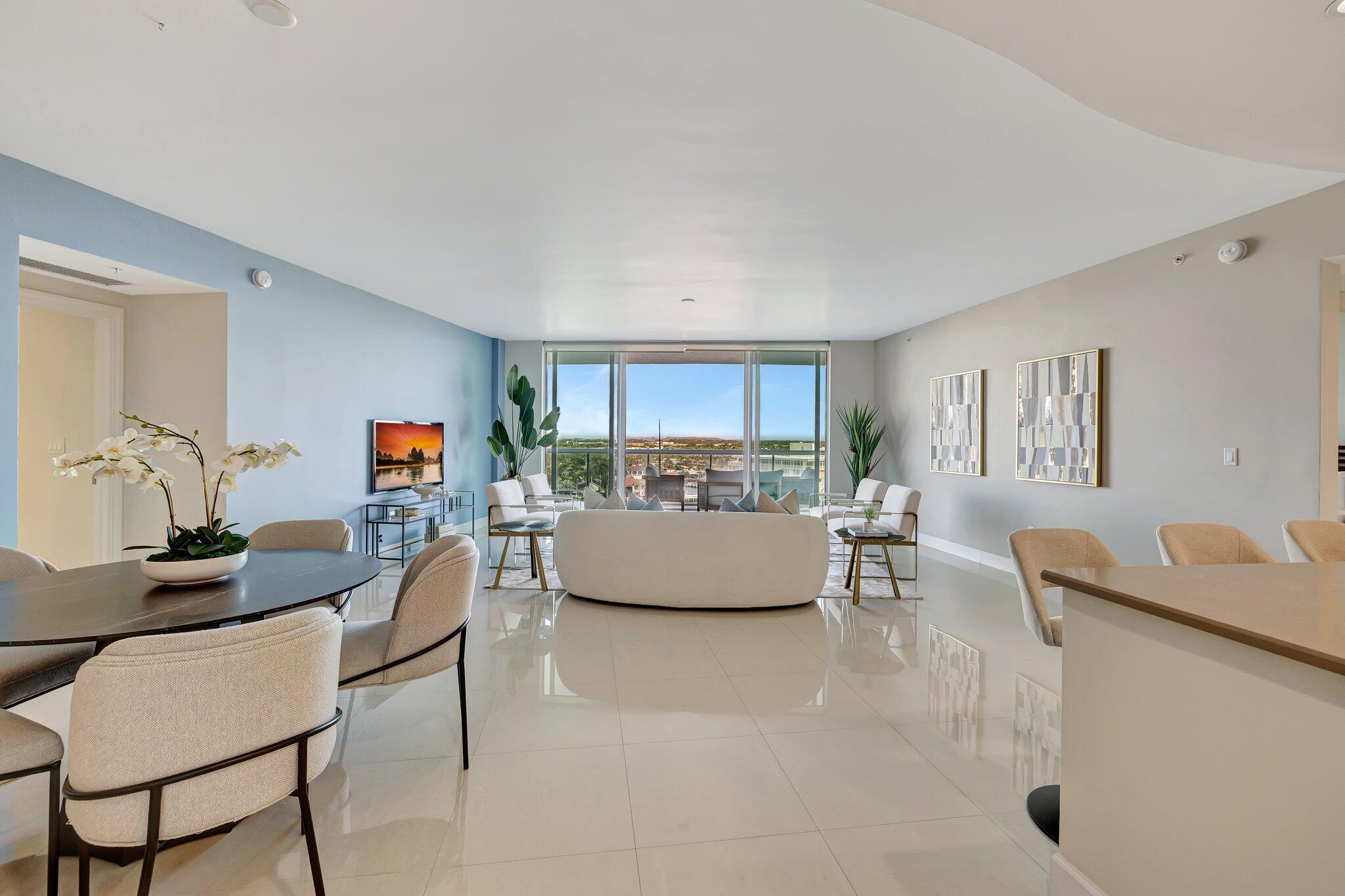 1 N Ocean Boulevard 908