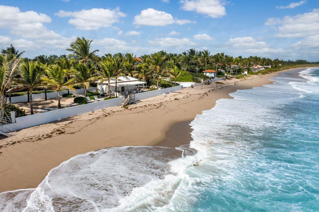 Photo of 256 Mockingbird Trail, Palm Beach, FL 33480 (MLS # R10932272)