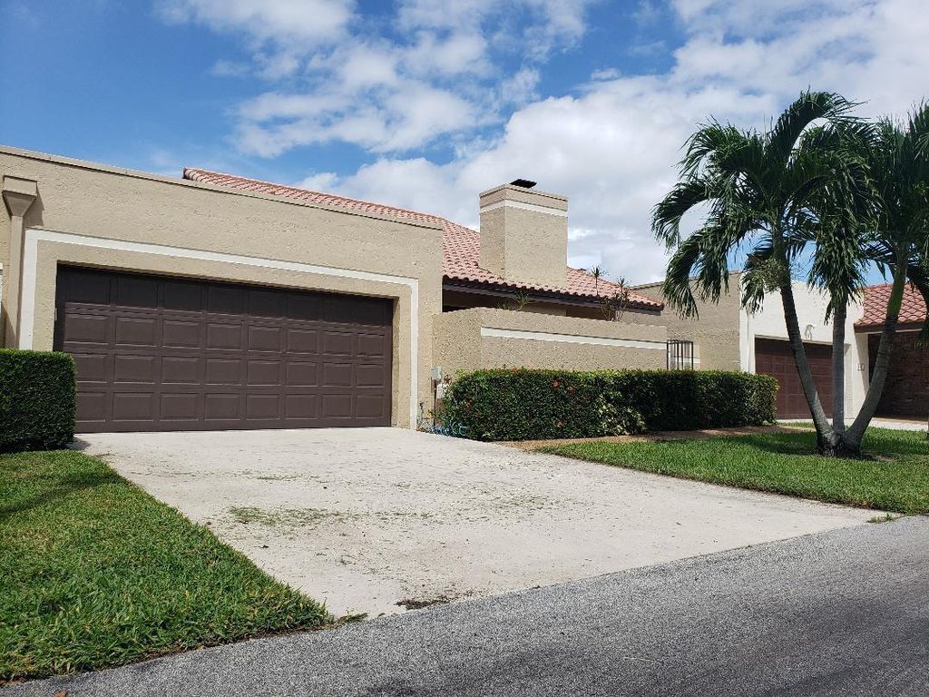 Photo of 6829 Pradera Drive, Boca Raton, FL 33433 (MLS # F10530402)