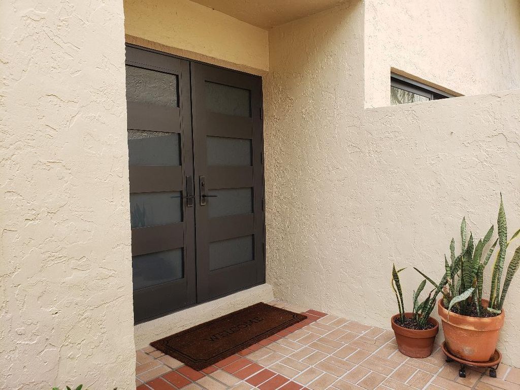 Photo of 6829 Pradera Drive, Boca Raton, FL 33433 (MLS # F10530402)