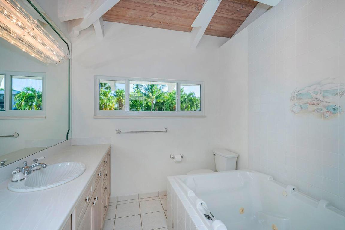 MATECUMBE SANDY BEACH - Residential