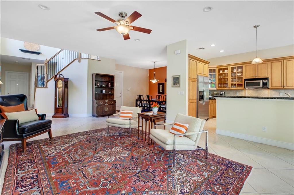 ENCLAVE II - Residential