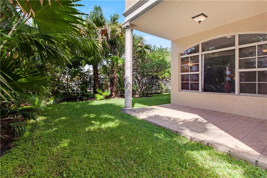 ENCLAVE II - Residential