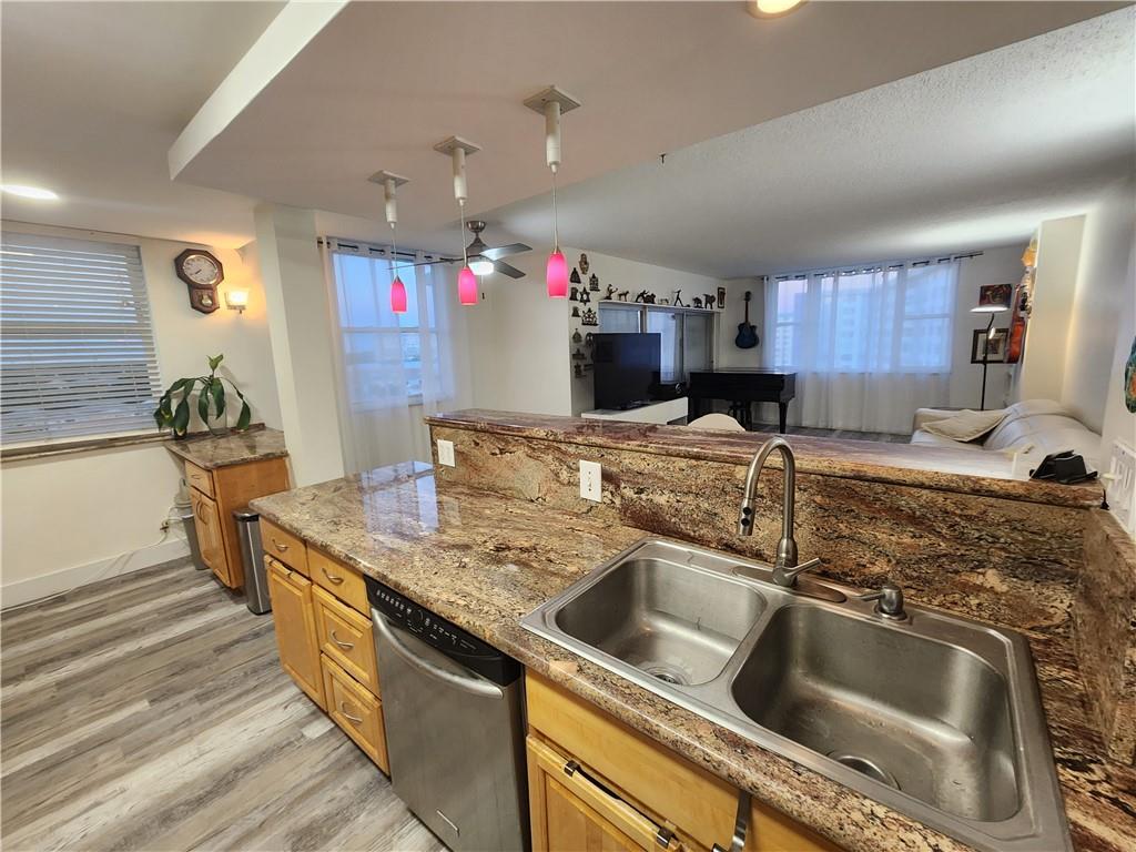 Hillcrest 21 - Residential