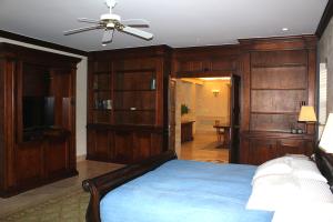 EVERGLADES SUGAR & LAND C - Residential